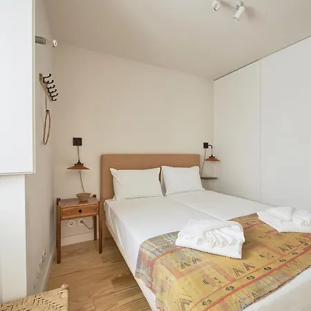 Apartment All The Best - Bairro Alto 1 Lisbon