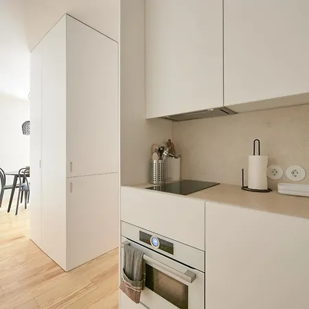 All The Best - Bairro Alto 1